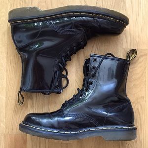 Patent Dr. Martens shoes, size 9US
